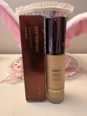 Hourglass ~ Ambient Soft Glow Liquid Foundation  #9 - 1 oz